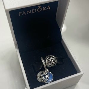 2 SET PANDORA CHARMS